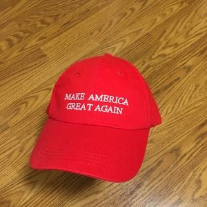 Red trump make America great again